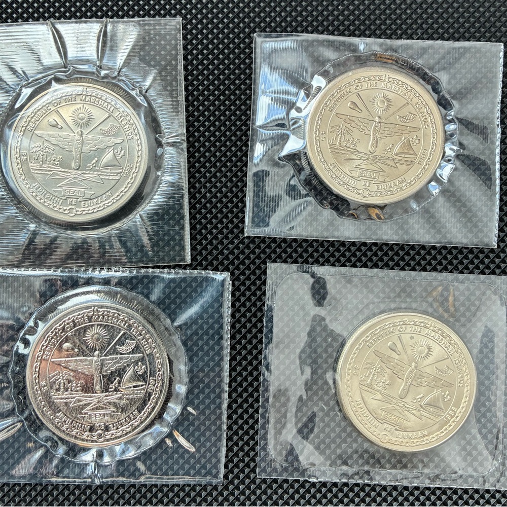 4 $5 vintage  Coins moon, space, Desert Storm, new horizons Marshall Islands